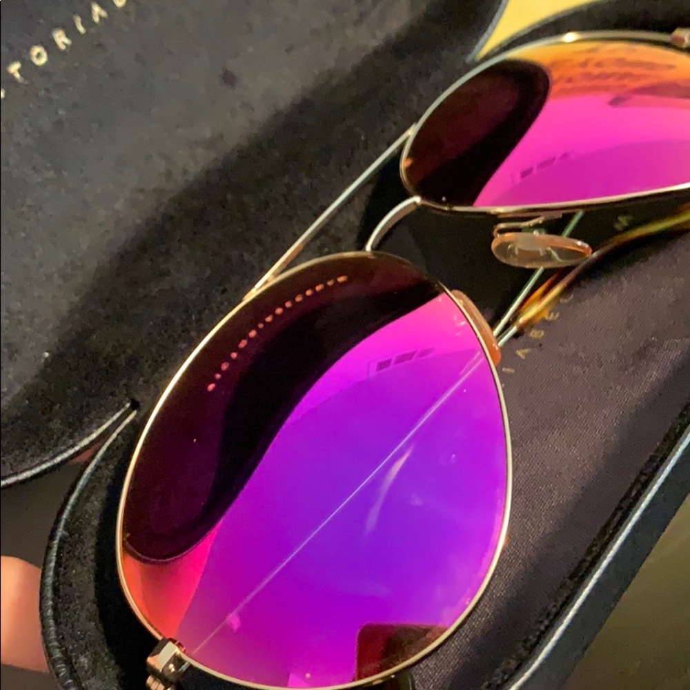 Sunglasses - Picture 3 of 3